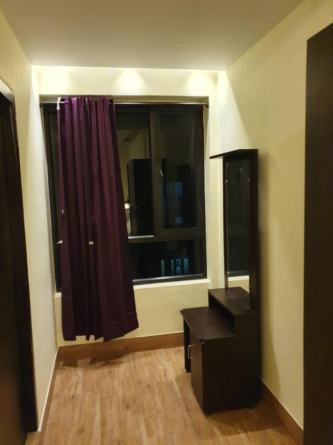 Sri Lakshmi Palace A/C Hotel Suluru Luaran gambar