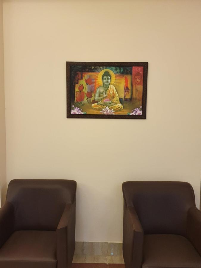 Sri Lakshmi Palace A/C Hotel Suluru Luaran gambar